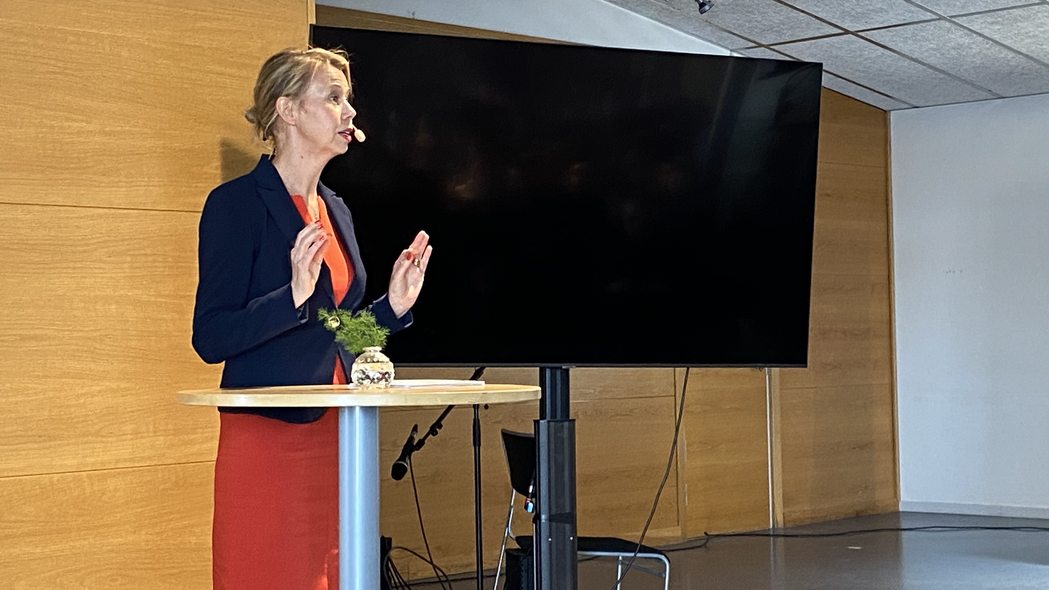 Anne Lagercrantz, vice vd på SVT, talar på Pressfrihetens dag den 3 maj 2024.